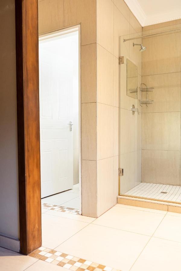 Kathu Gamagara Lodge Екстер'єр фото