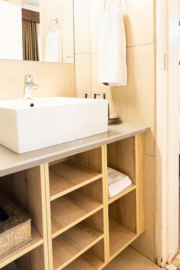 Kathu Gamagara Lodge Екстер'єр фото